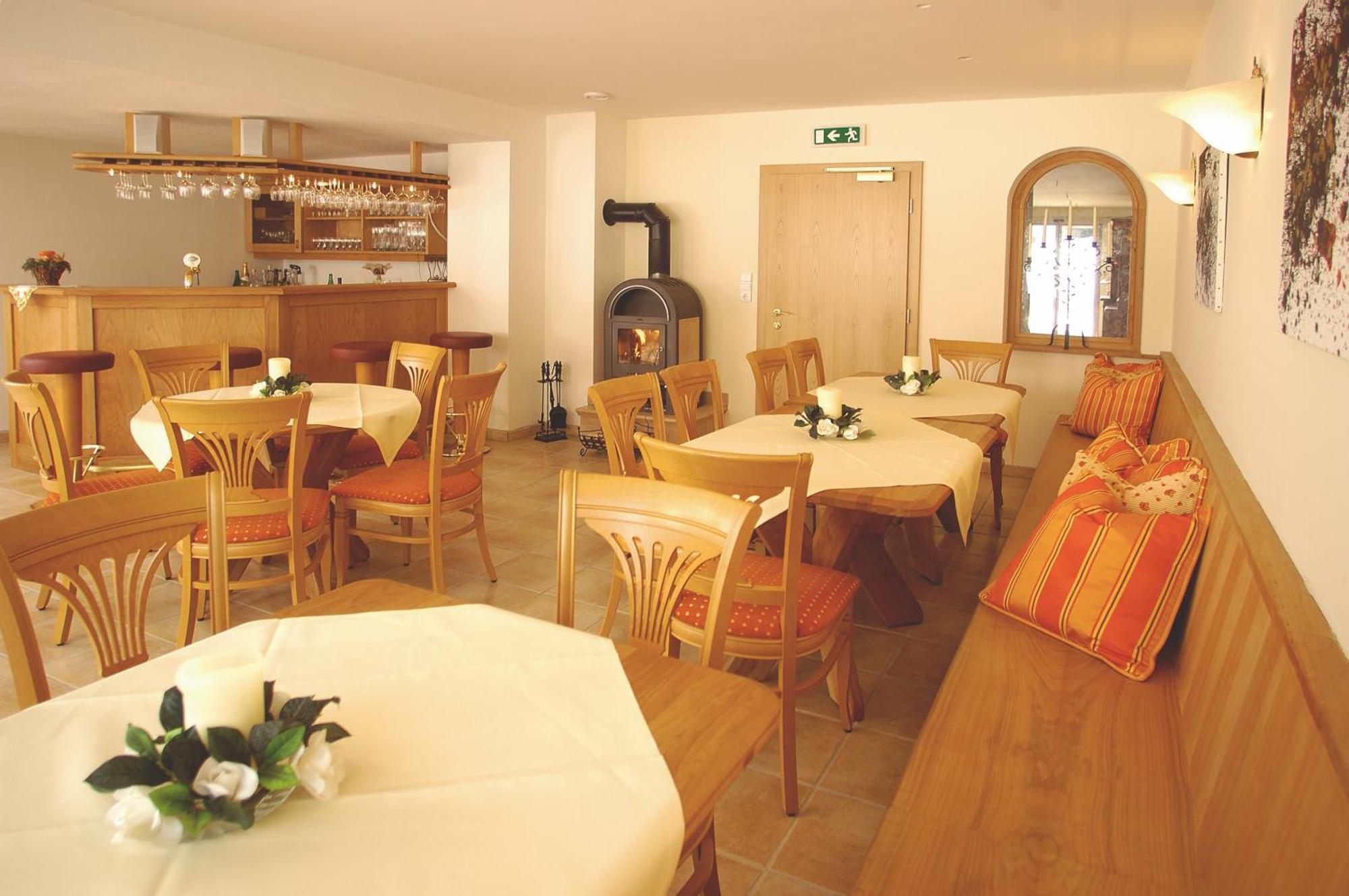 Bed & Breakfast Landhaus Strasser Söll Екстериор снимка