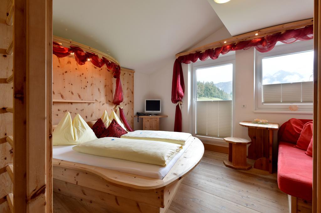Bed & Breakfast Landhaus Strasser Söll Екстериор снимка